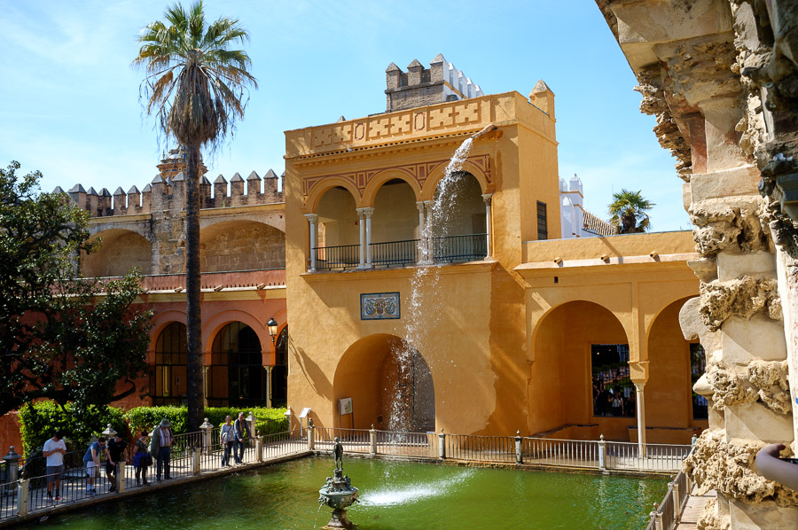 Alcázar of Seville (water gardens location in Game of Thrones)