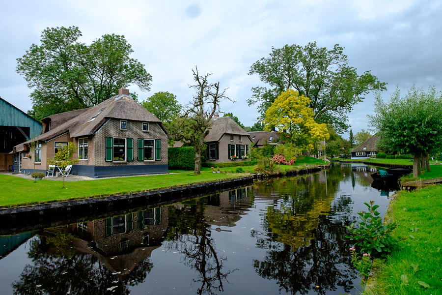 Dwarsgracht, Netherlands